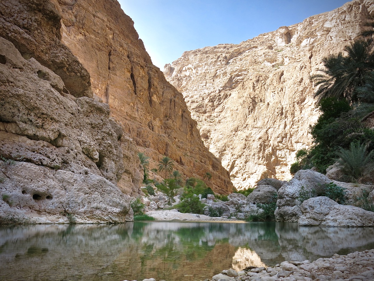 Oman Wadi web res - 1